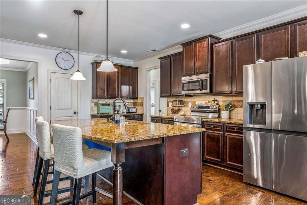 7 bedroom, 6 bathroom, 5,042 sq ft single family residence for sale at 209 Thyme Leaf Way, Locust Grove, GA 30248 — photo 10
