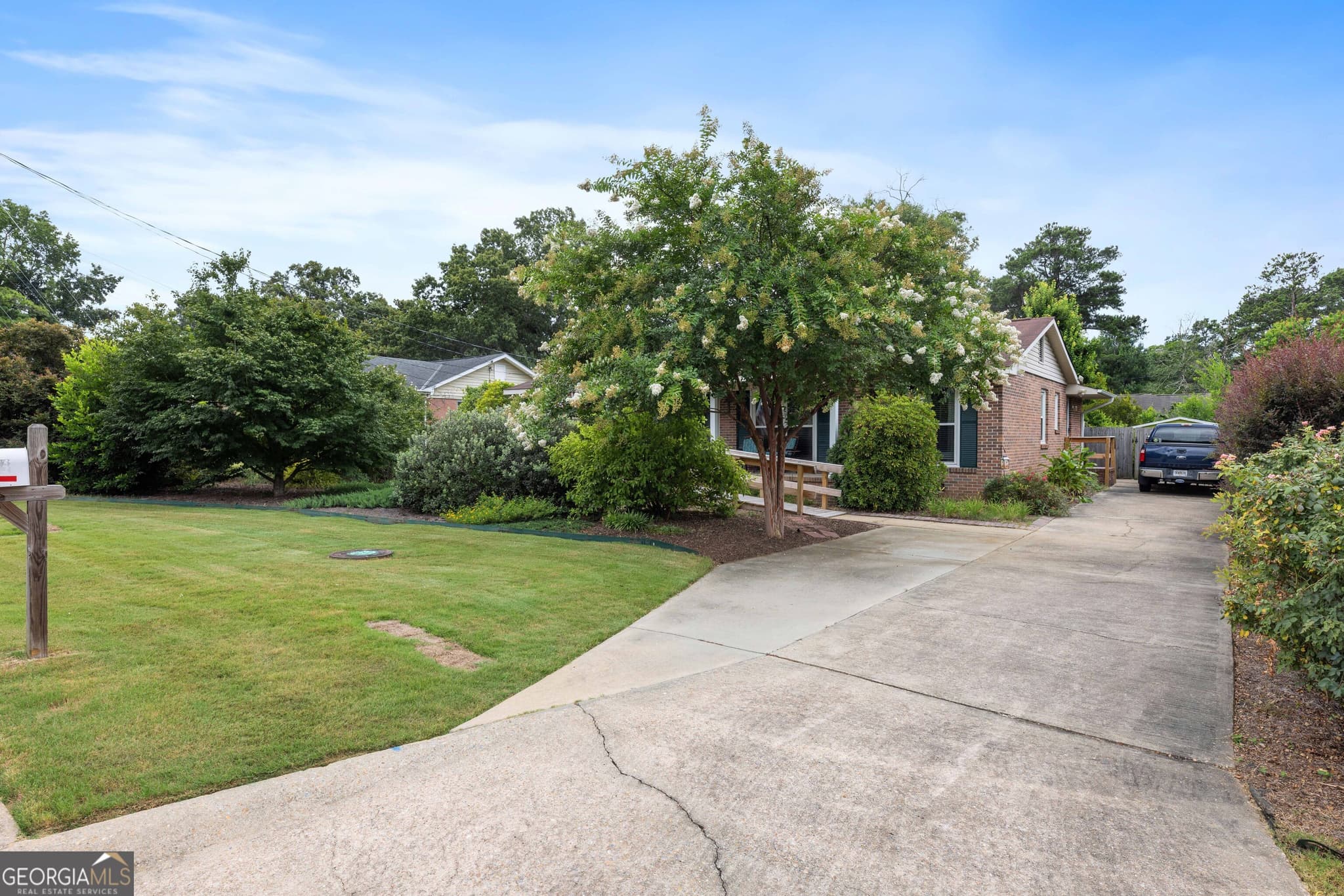 3 bedroom, 2 bathroom, 1,660 sq ft single family residence sold at 4202 Cheshire Bridge Road, Columbus, GA 31909