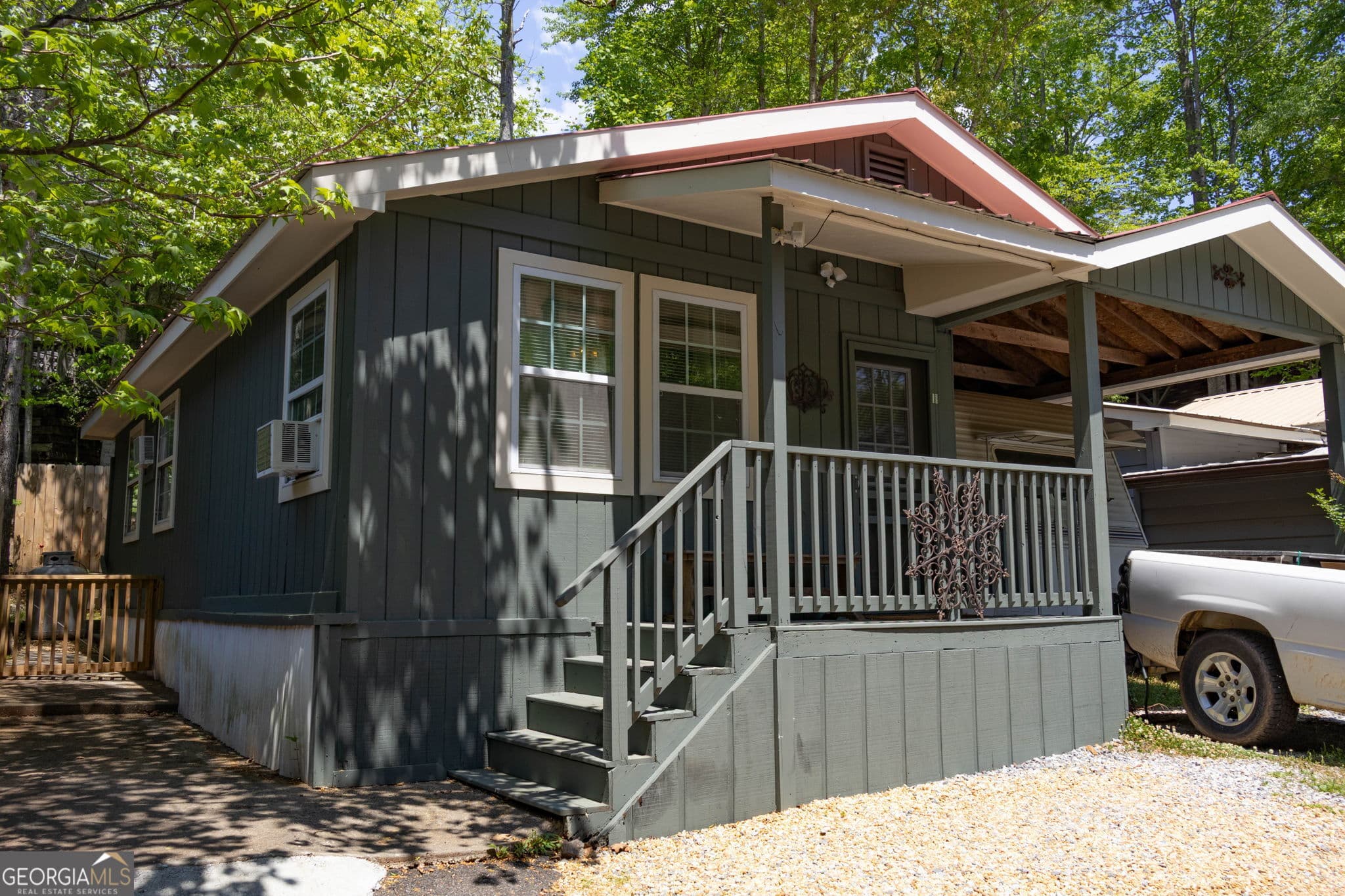 2 bedroom, 1 bathroom, 728 sq ft manufactured home,single family residence for sale at 245 Canyon Pass, Cleveland, GA 30528