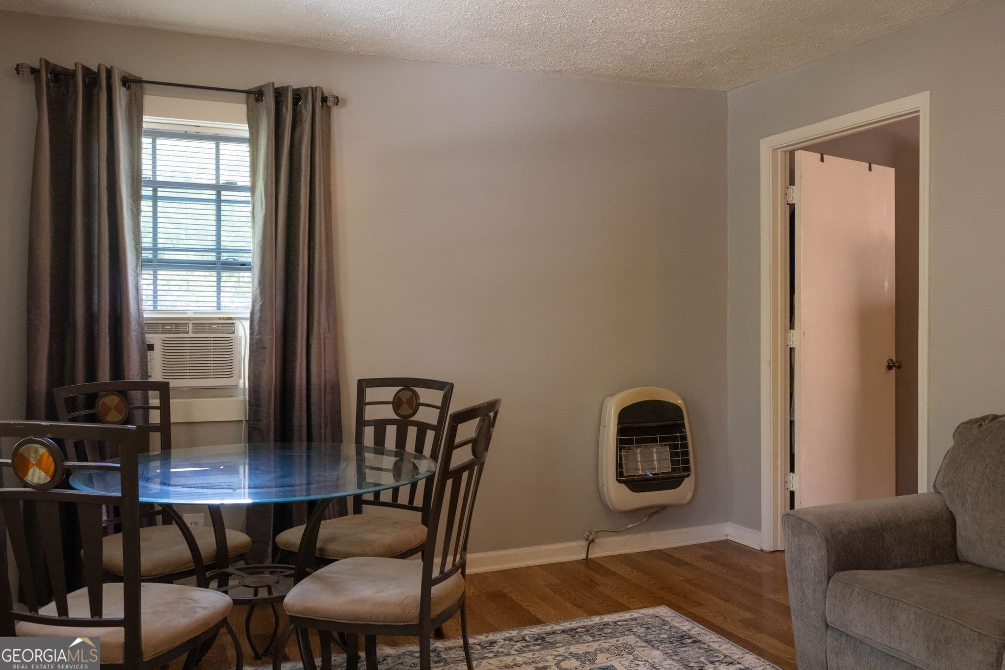 2 bedroom, 1 bathroom, 728 sq ft manufactured home,single family residence for sale at 245 Canyon Pass, Cleveland, GA 30528 — photo 9