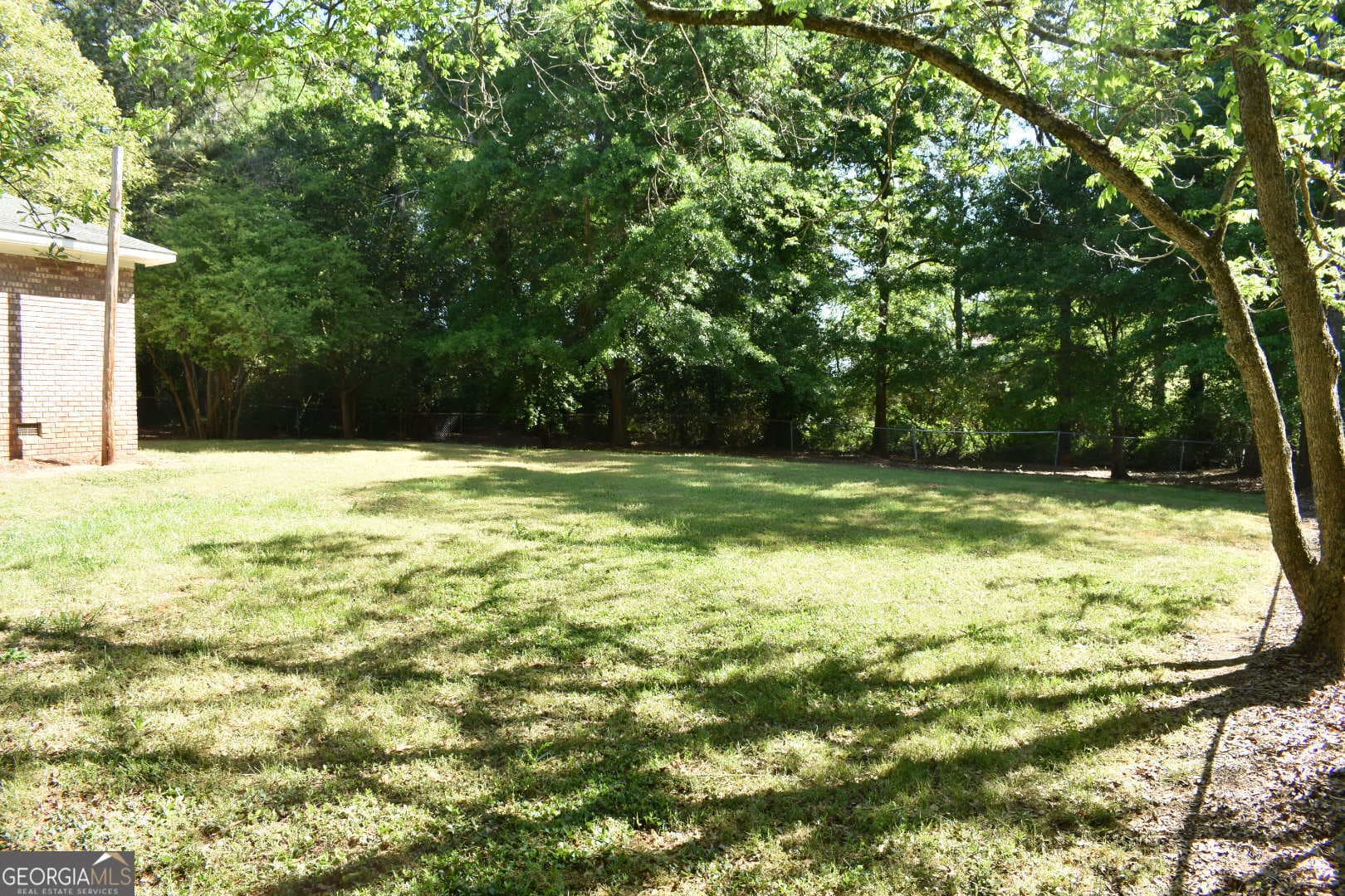 3 bedroom, 2 bathroom, 1,401 sq ft single family residence for sale at 2334 Commerce Road, Jefferson, GA 30549 — photo 10