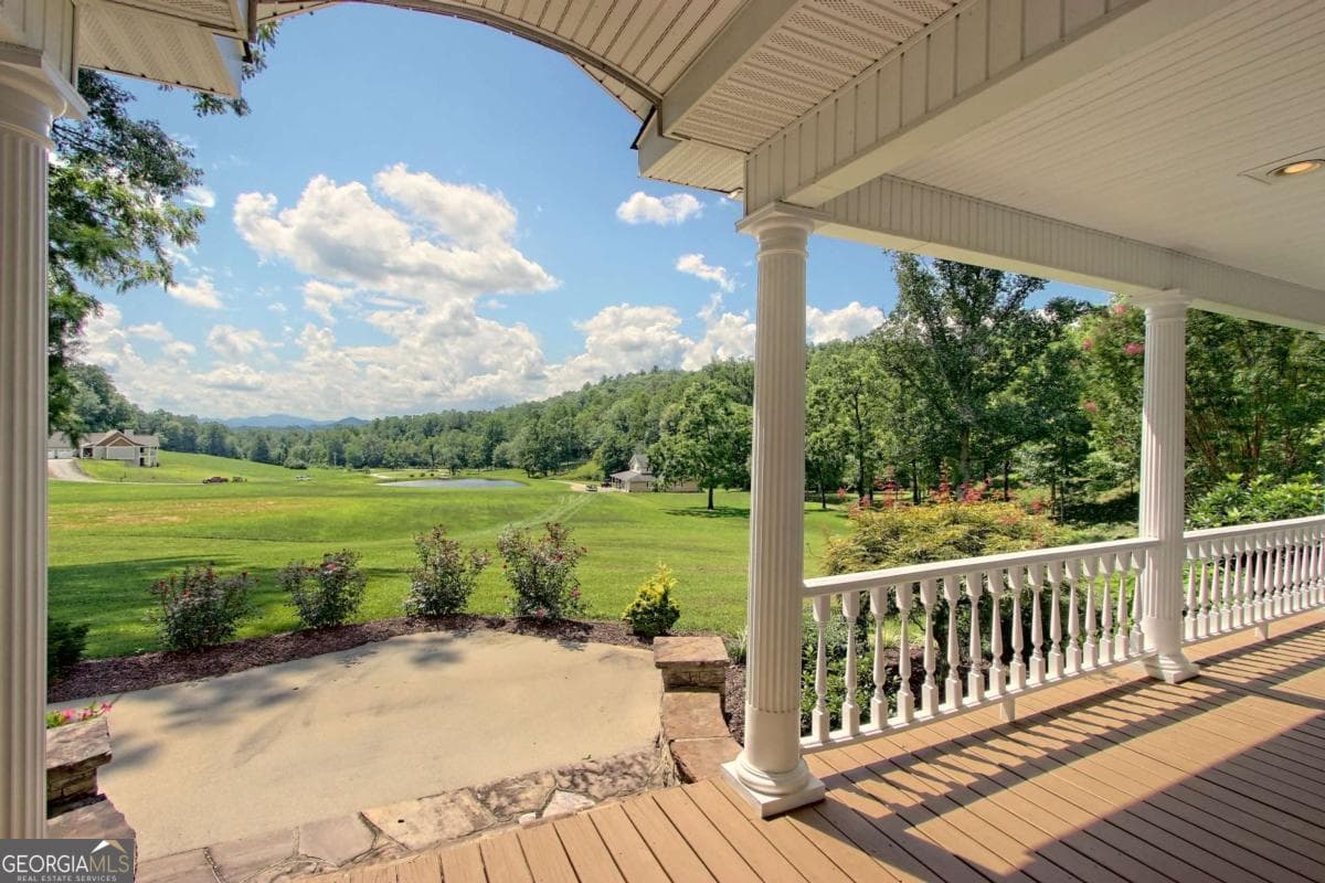 5 bedroom, 4.5 bathroom single family residence for sale at 299 Old Homestead Lane, Hayesville, NC 28904 — photo 3