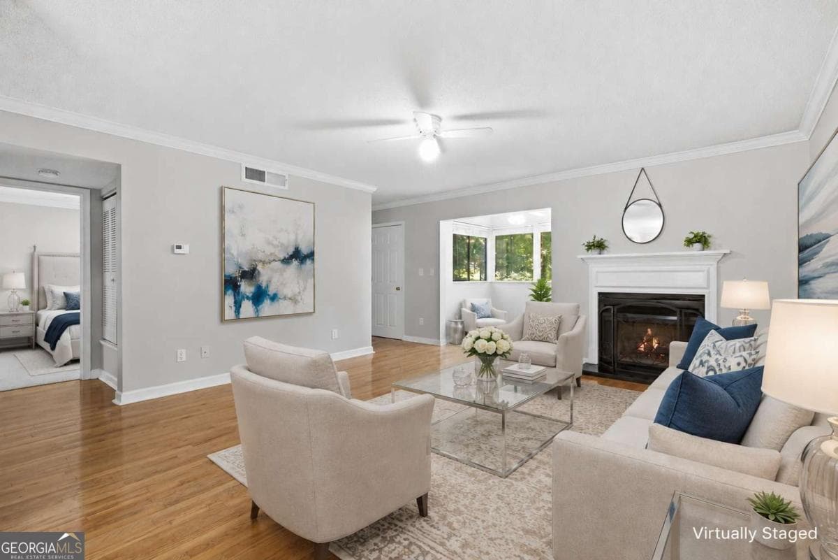 2 bedroom, 2 bathroom, 1,142 sq ft condominium for sale at 1016 Wingate Way 1016, Sandy Springs, GA 30350 — photo 2