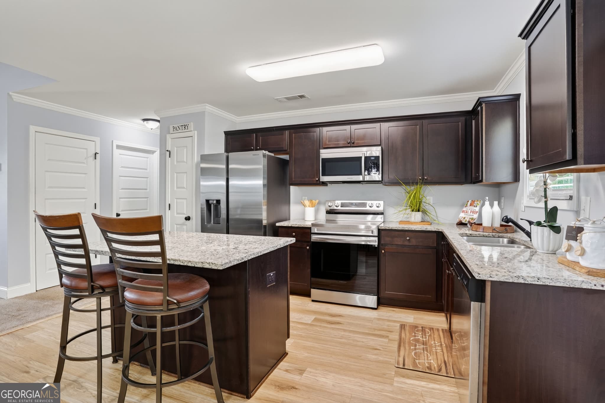 4 bedroom, 2.5 bathroom, 2,251 sq ft single family residence for sale at 1219 Oak Springs Way, Statham, GA 30666 — photo 7