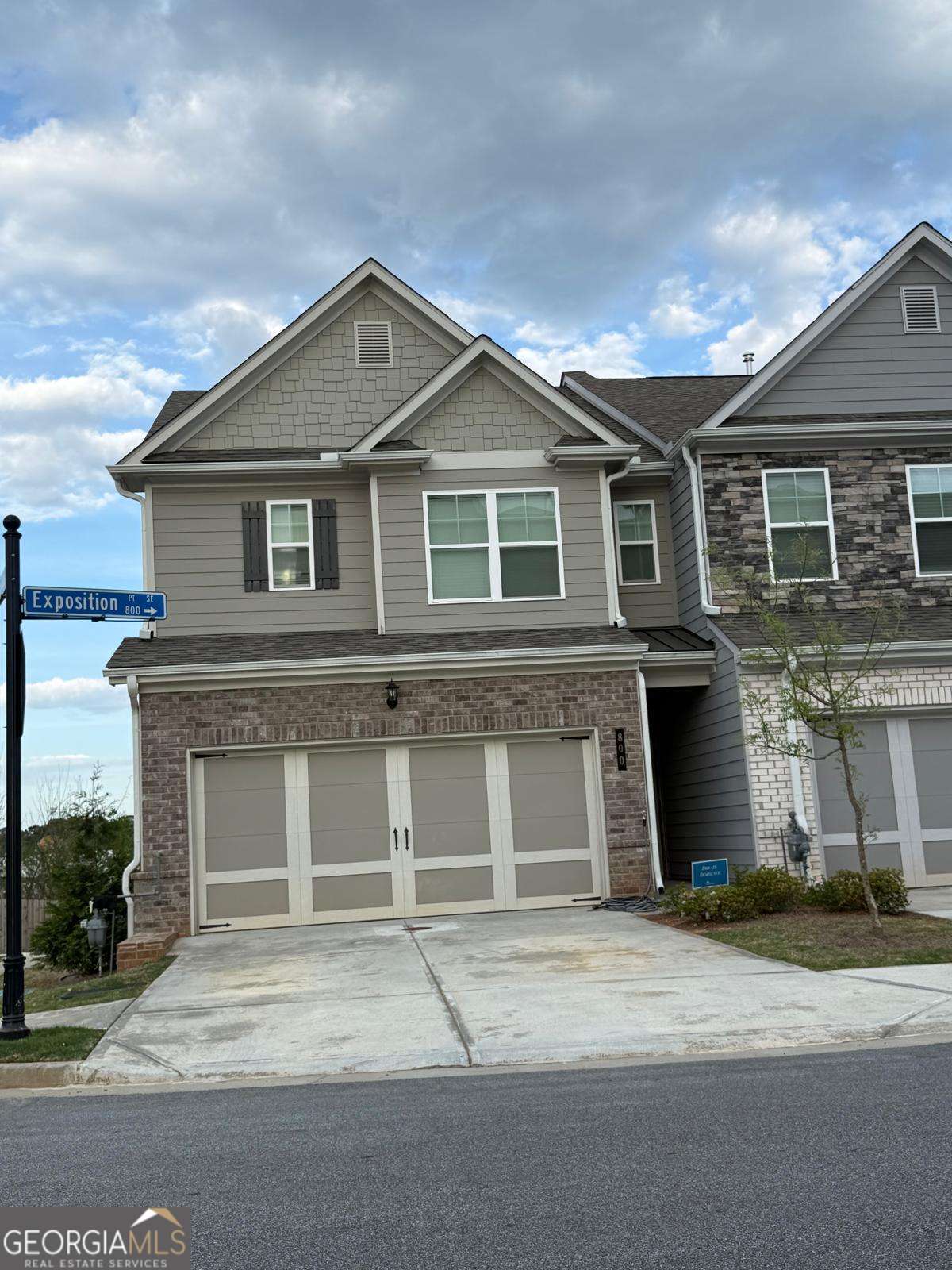 3 bedroom, 2.5 bathroom, 2,013 sq ft townhouse for sale at 800 Exposition Pte, Marietta, GA 30067 — photo 4