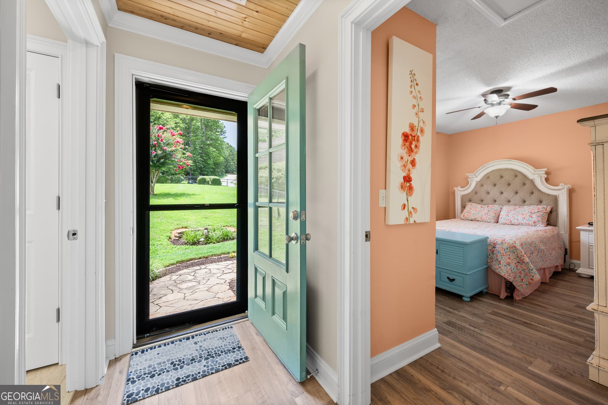 3 bedroom, 2 bathroom, 2,204 sq ft single family residence for sale at 276 Roberts Point Road, Jackson, GA 30233 — photo 6