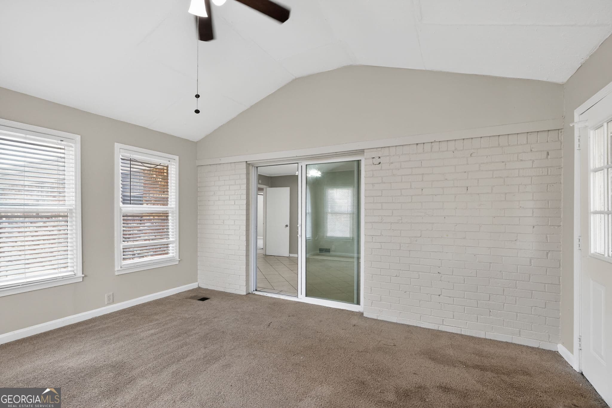 3 bedroom, 2 bathroom, 2,244 sq ft single family residence for sale at 2234 Seven Oaks Circle, Conley, GA 30288 — photo 6