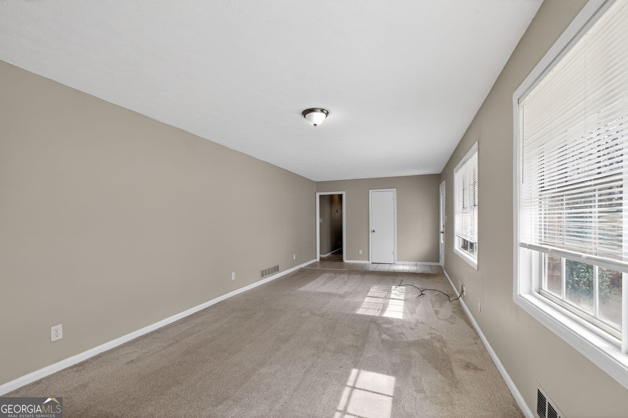 3 bedroom, 2 bathroom, 2,244 sq ft single family residence for sale at 2234 Seven Oaks Circle, Conley, GA 30288 — photo 9
