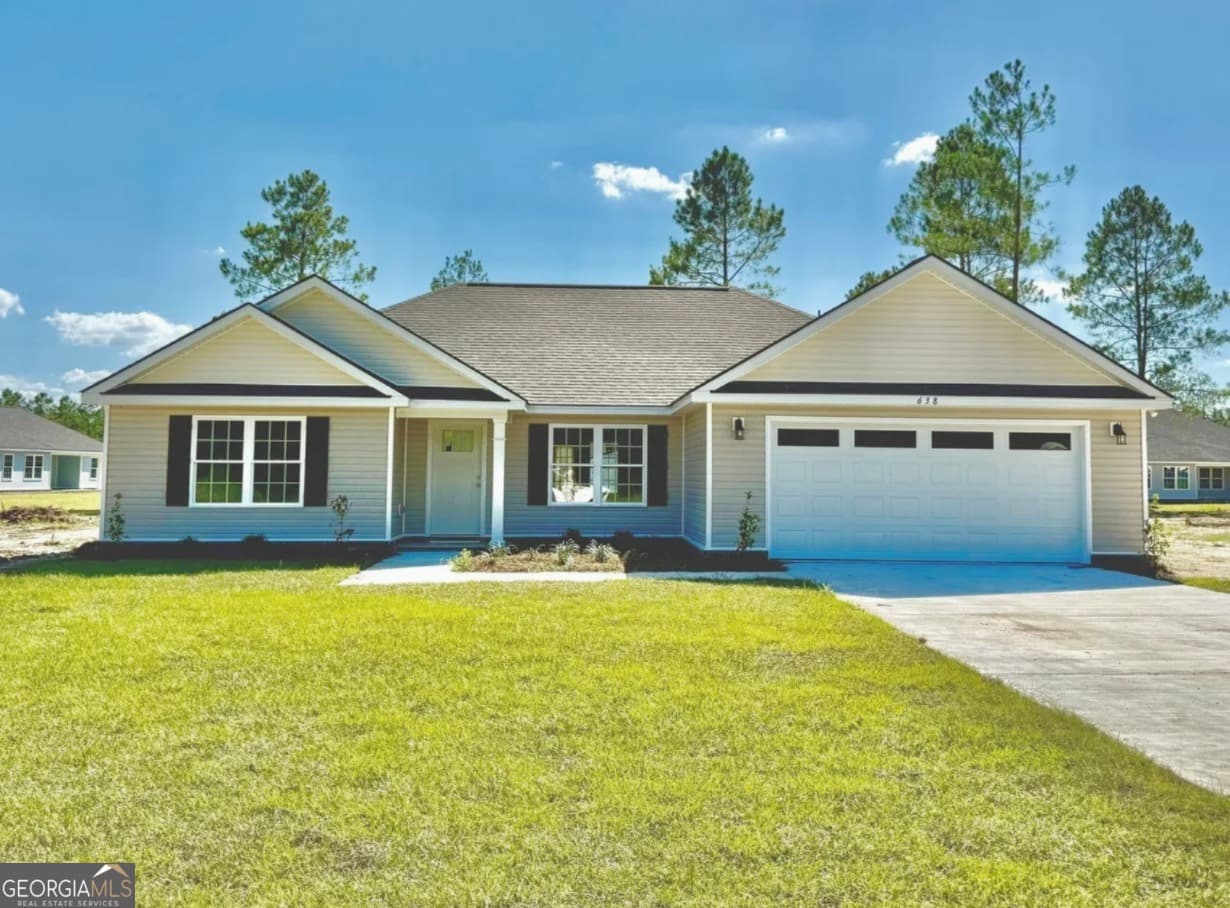 4 bedroom, 2 bathroom, 1,848 sq ft single family residence sold at 638 Belfast Loop 163, Ellabell, GA 31308