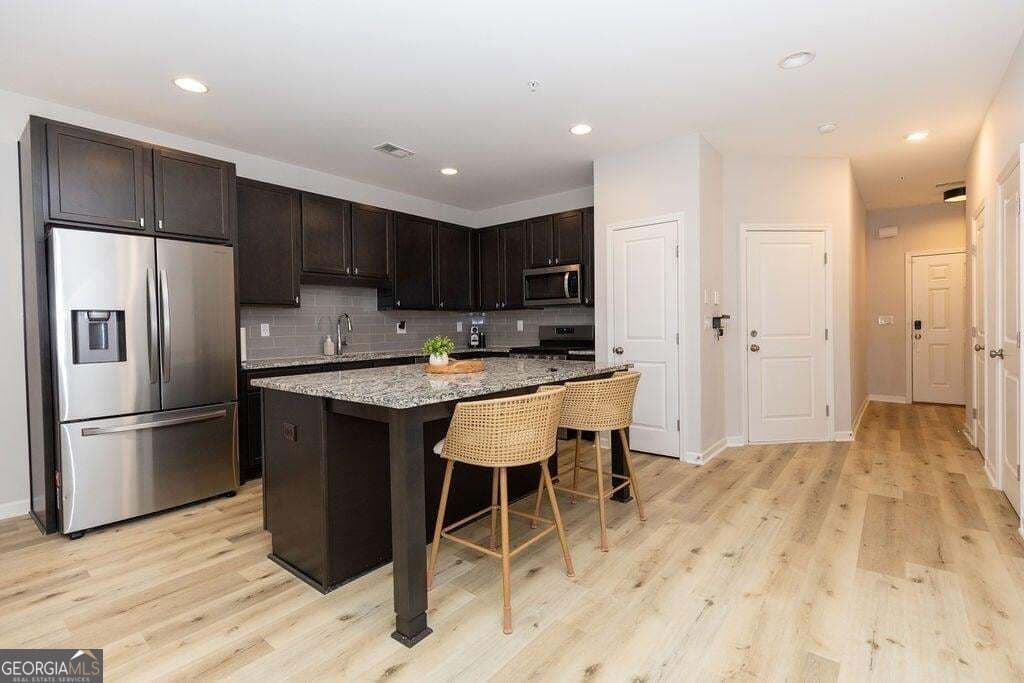 3 bedroom, 2.5 bathroom, 1,535 sq ft townhouse for sale at 2857 Regal Park, Atlanta, GA 30318 — photo 6
