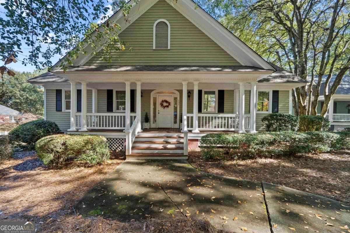 3 bedroom, 3.5 bathroom, 2,175 sq ft single family residence for sale at 131 Oakton, Eatonton, GA 31024 — photo 1 of 44