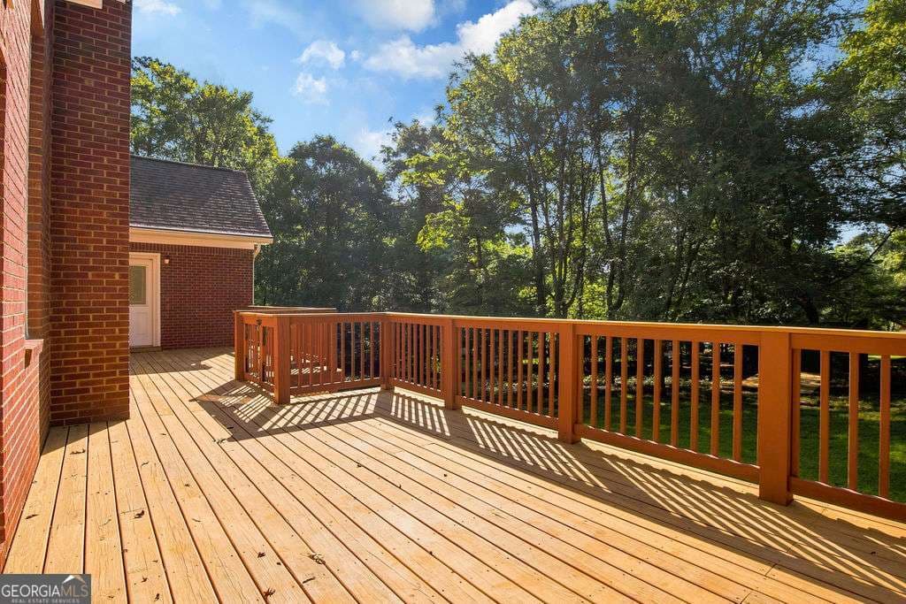 5 bedroom, 3 bathroom, 3,240 sq ft single family residence for sale at 245 Deerhill Drive, Bogart, GA 30622 — photo 6