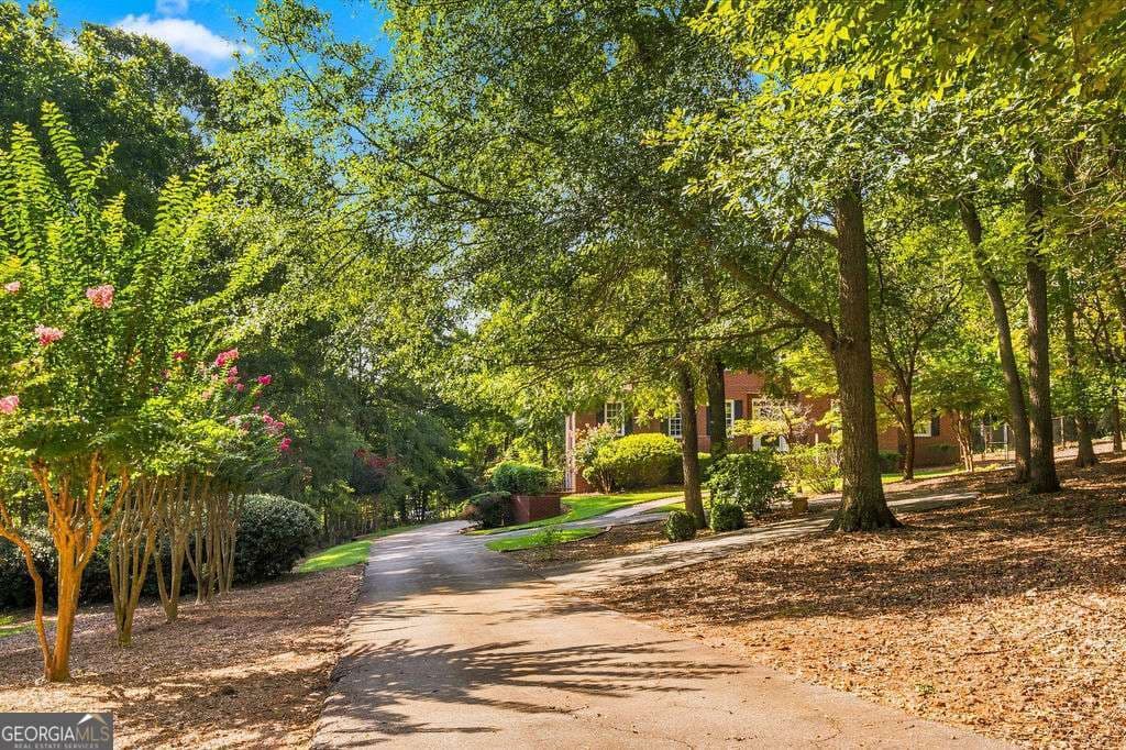 5 bedroom, 3 bathroom, 3,240 sq ft single family residence for sale at 245 Deerhill Drive, Bogart, GA 30622 — photo 8