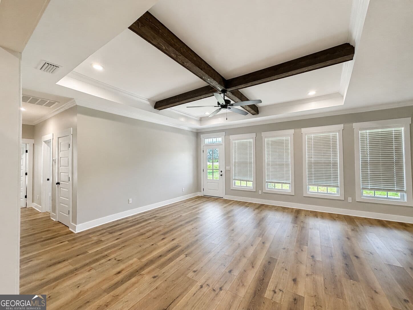 4 bedroom, 2 bathroom, 2,373 sq ft single family residence for sale at 6325 Chug A Lug Road, Hahira, GA 31632 — photo 4