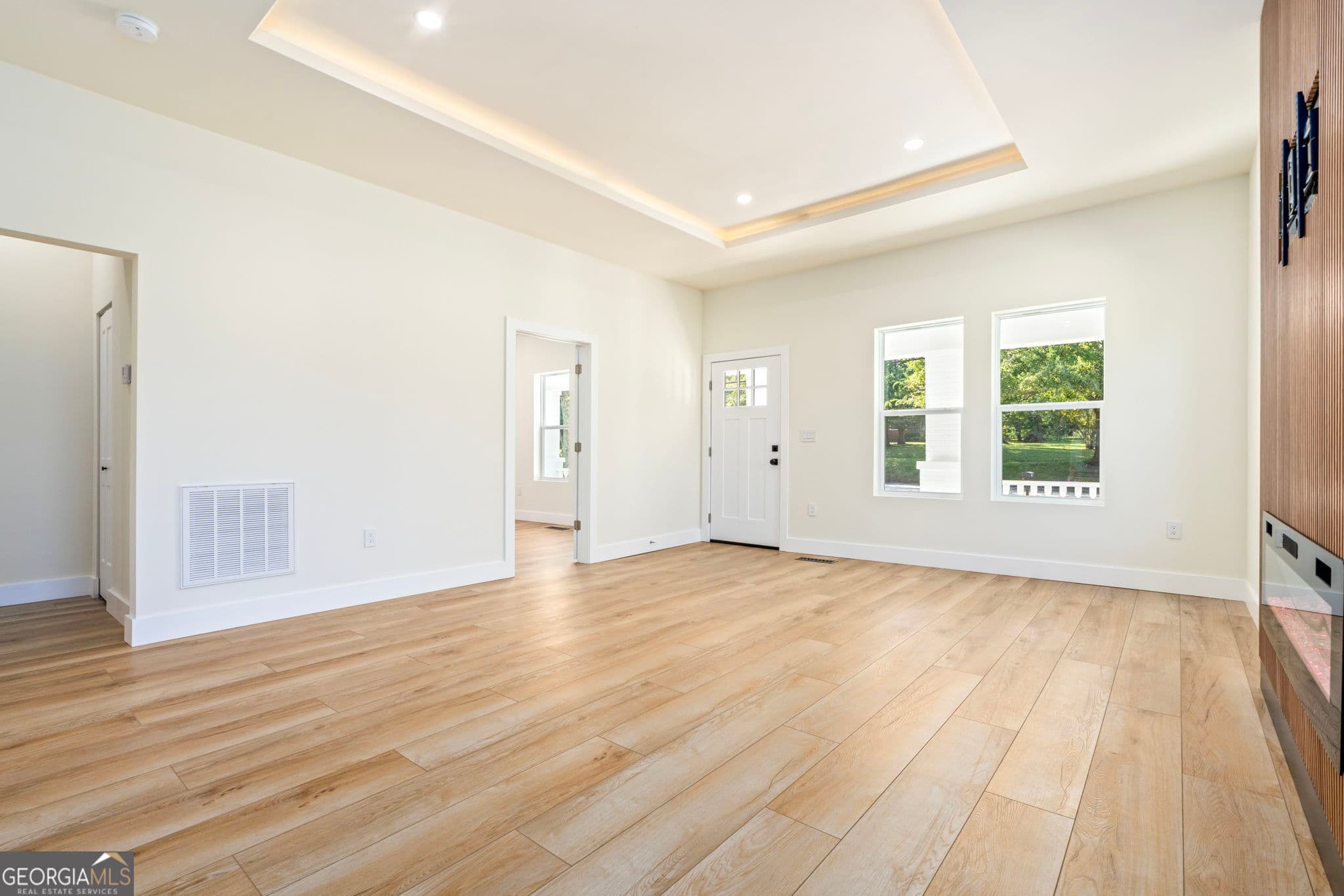 4 bedroom, 3 bathroom, 2,169 sq ft single family residence for sale at 216 N LaFayette Street, Lafayette, AL 36862 — photo 6