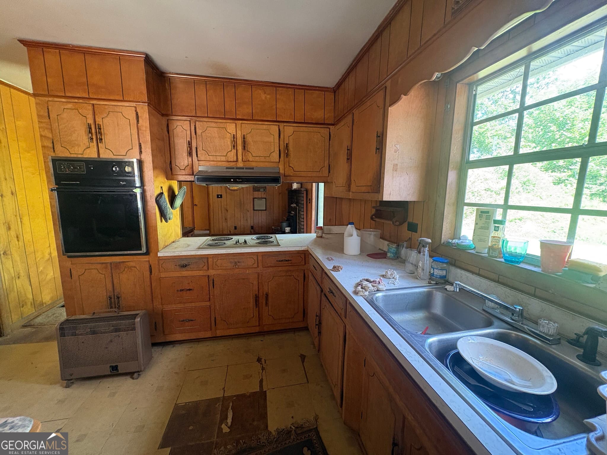 3 bedroom, 2 bathroom, 1,424 sq ft single family residence for sale at 6090 Murphy Highway, Mineral Bluff, GA 30559 — photo 3
