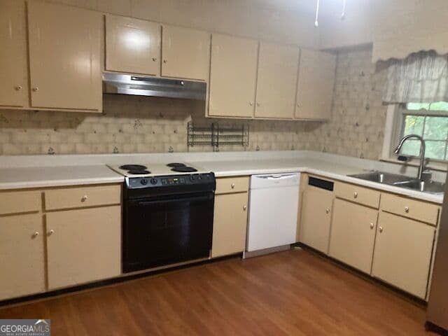 3 bedroom, 2 bathroom, 1,308 sq ft single family residence for sale at 304 Clairmont Drive, Dublin, GA 31021 — photo 3