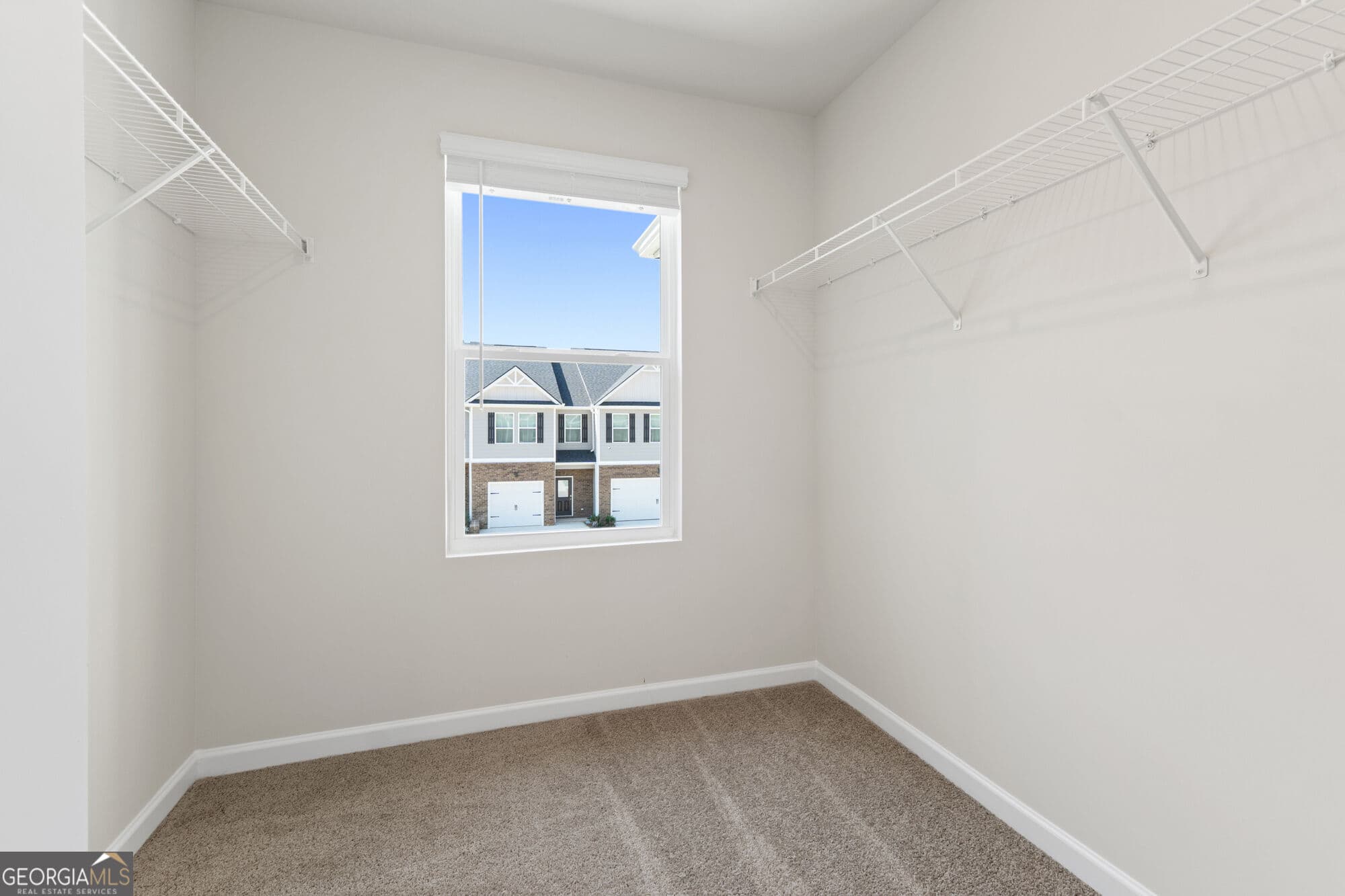 3 bedroom, 2.5 bathroom, 1,598 sq ft townhouse for sale at 8316 Columbia Court, Palmetto, GA 30268 — photo 9
