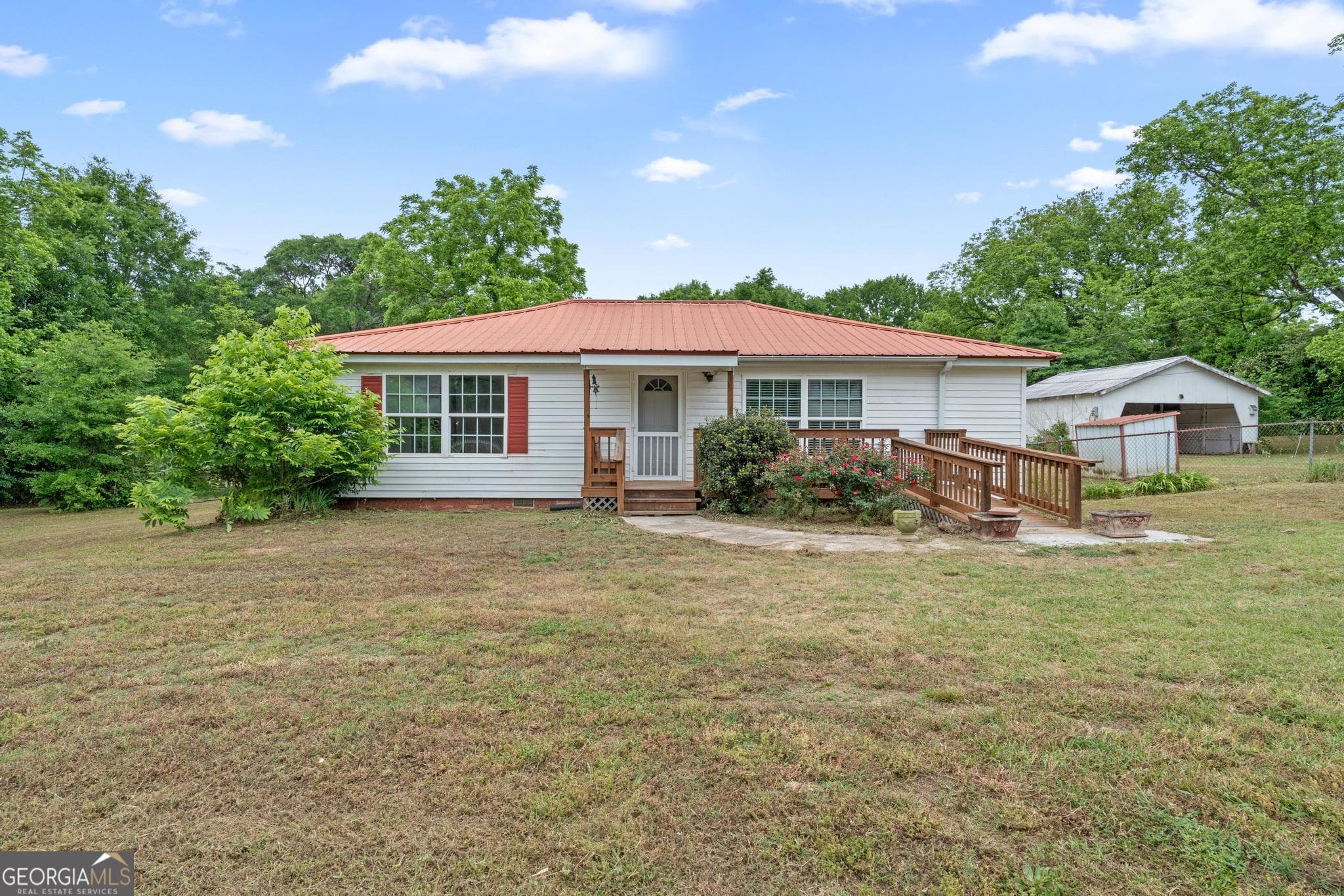 2 bedroom, 1 bathroom, 1,395 sq ft single family residence sold at 2987 Teamon Road, Griffin, GA 30223