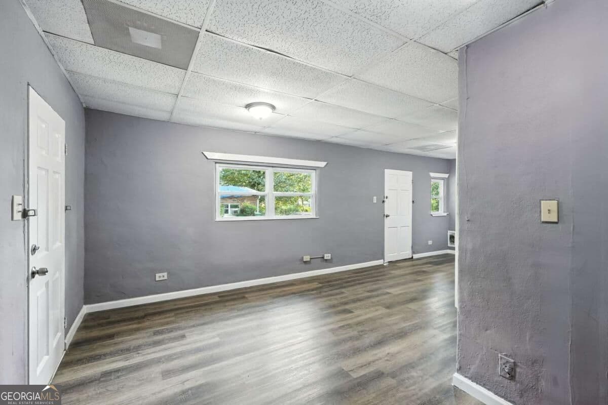 2 bedroom, 1 bathroom duplex for rent at 1527 Langston Avenue B, Atlanta, GA 30310 for $1,450 a month — photo 6