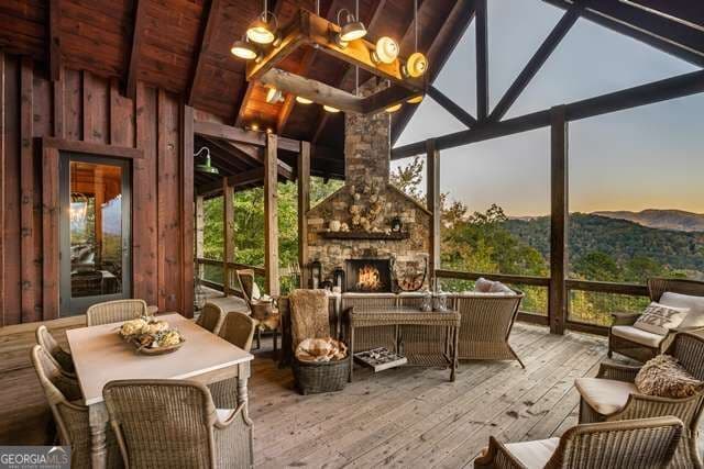 4 bedroom, 4 bathroom, 4,868 sq ft cabin,single family residence for sale at 888 Wolf Creek Lane, Blairsville, GA 30512 — photo 7