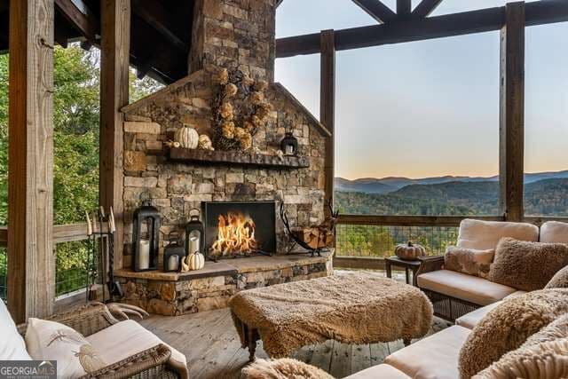 4 bedroom, 4 bathroom, 4,868 sq ft cabin,single family residence for sale at 888 Wolf Creek Lane, Blairsville, GA 30512 — photo 3