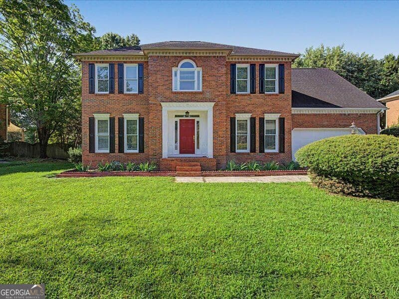 4 bedroom, 3.5 bathroom, 2,691 sq ft single family residence for sale at 2007 Sheffield Place, Dalton, GA 30720