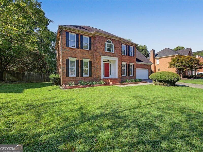 4 bedroom, 3.5 bathroom, 2,691 sq ft single family residence for sale at 2007 Sheffield Place, Dalton, GA 30720 — photo 4