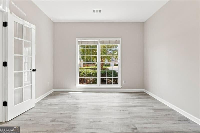 5 bedroom, 3 bathroom, 2,859 sq ft single family residence for sale at 20 Brightwater Cove, Dallas, GA 30157 — photo 9