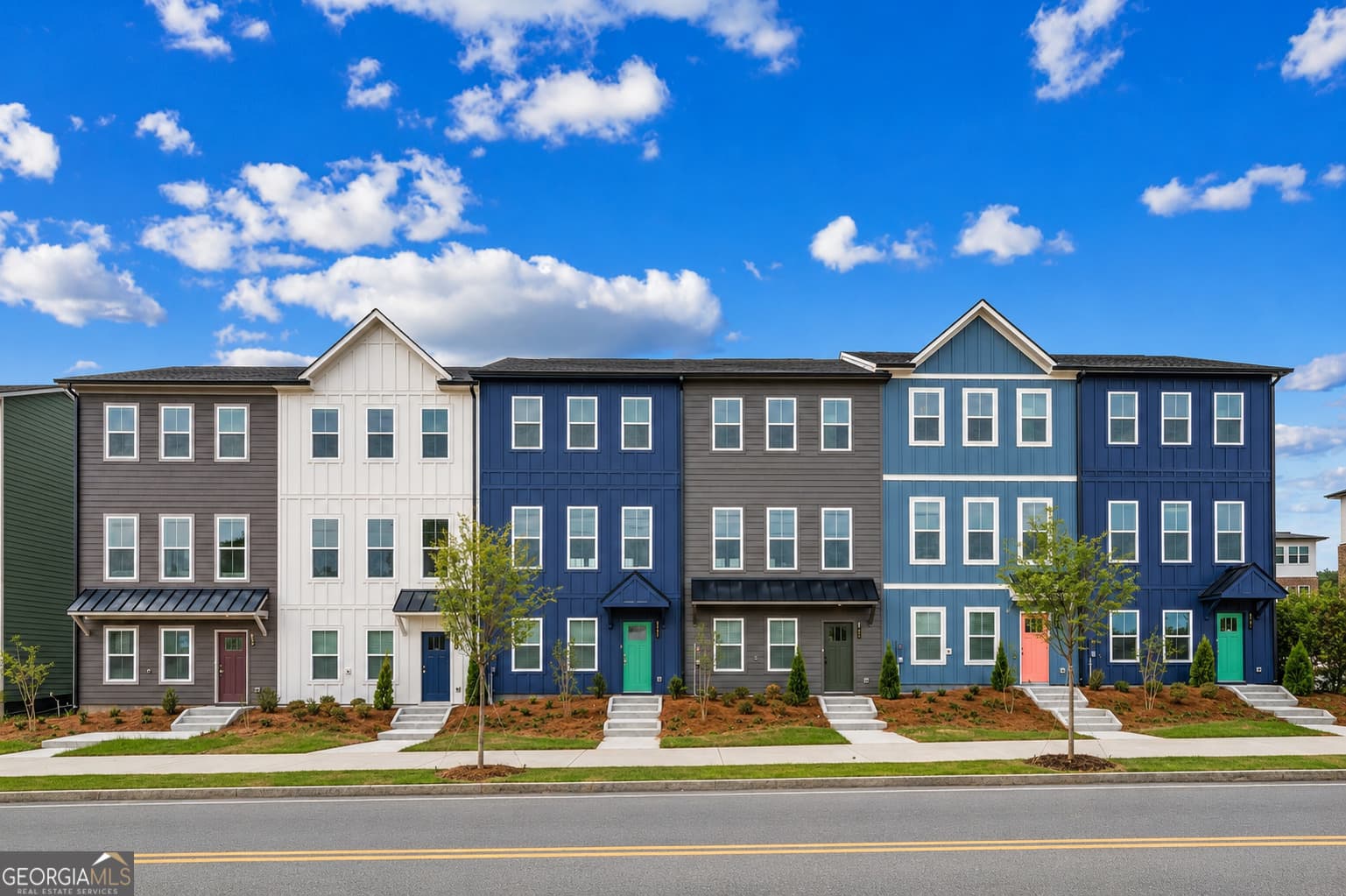3 bedroom, 2.5 bathroom townhouse sold at 1121 Hodgepodge Way LOT 11, Atlanta, GA 30316