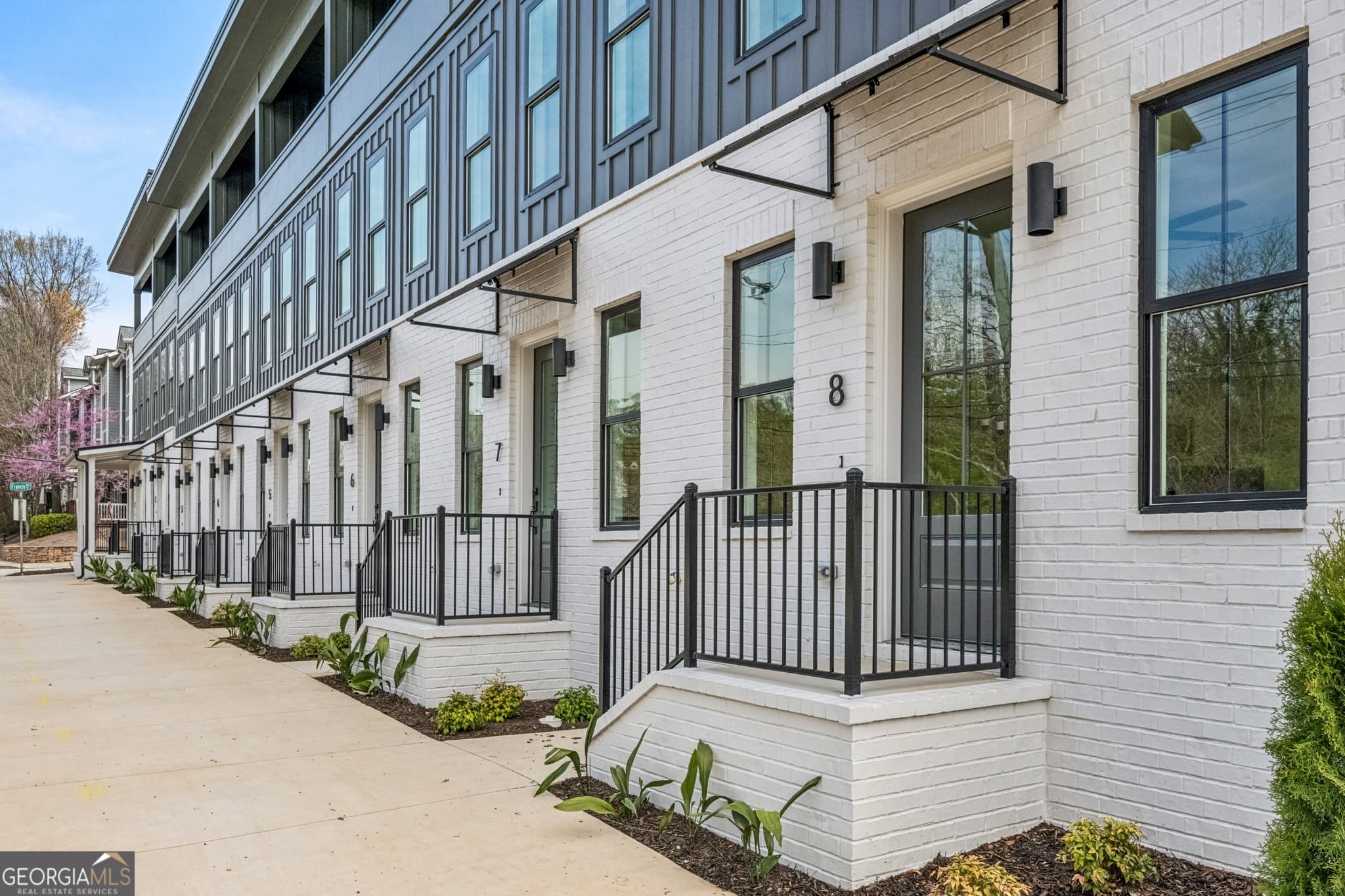 1 bedroom, 1.5 bathroom, 1,056 sq ft townhouse sold at 1160 Boulevard 6, Atlanta, GA 30312