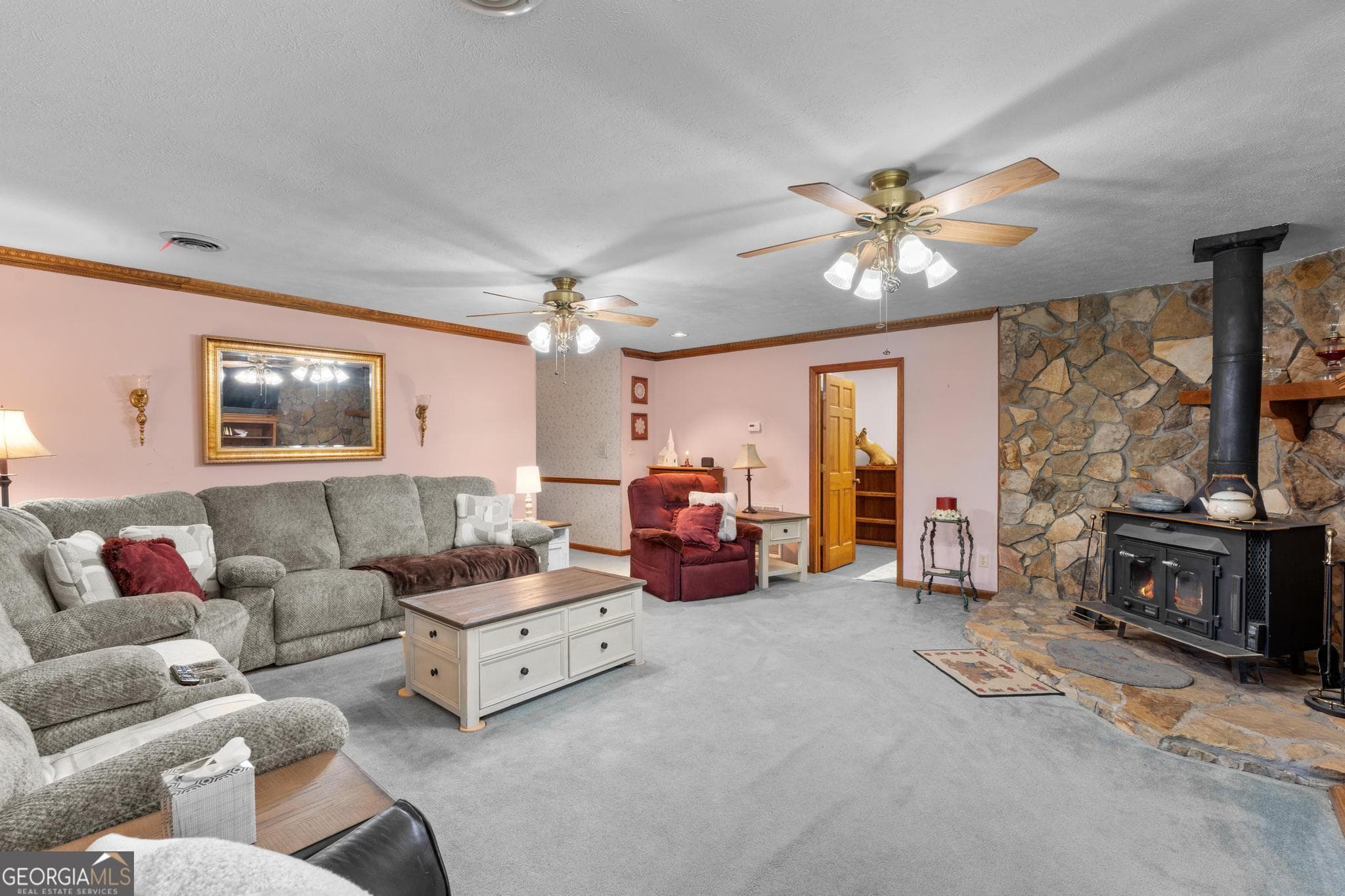 3 bedroom, 2 bathroom, 2,000 sq ft single family residence for sale at 818 McCrary Road, Molena, GA 30258 — photo 6