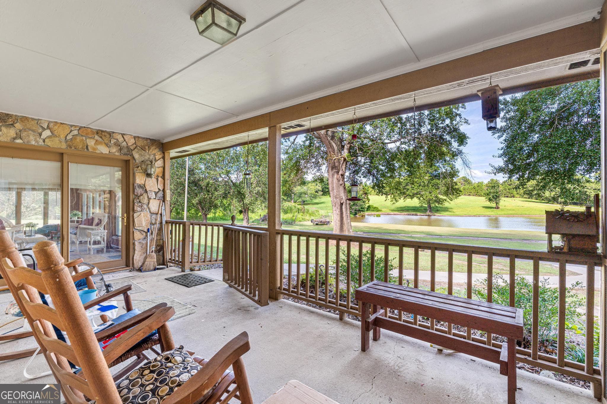 3 bedroom, 2 bathroom, 2,000 sq ft single family residence for sale at 818 McCrary Road, Molena, GA 30258 — photo 4