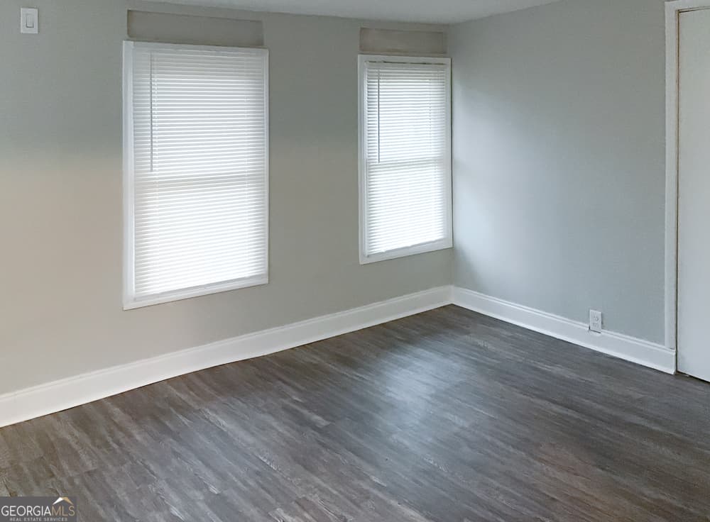 3 bedroom, 2 bathroom, 1,332 sq ft single family residence for sale at 4666 Edwina Lane, Atlanta, GA 30331 — photo 8