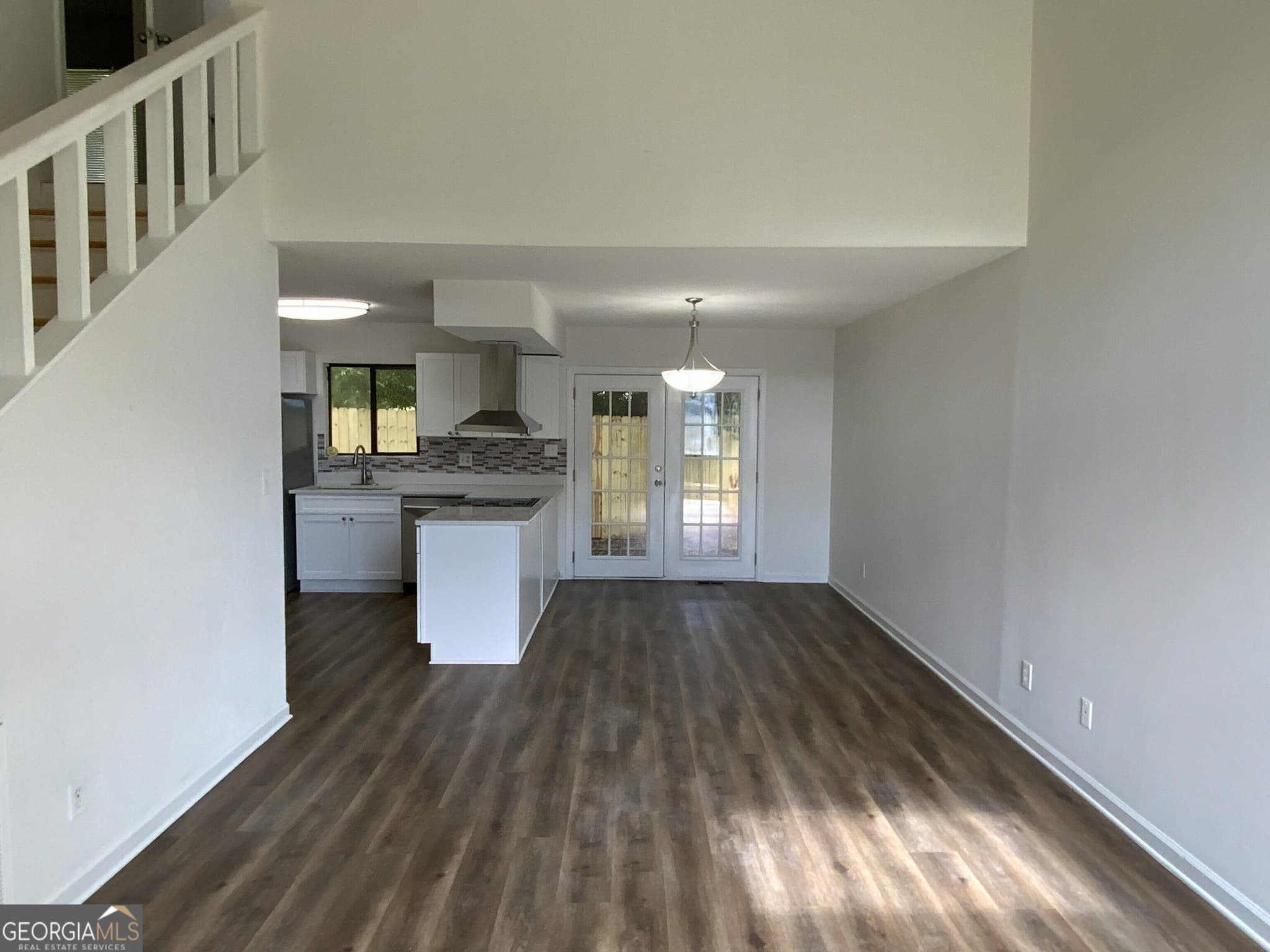3 bedroom, 1 bathroom, 1,473 sq ft duplex for rent at 3975 Darryl Lane, Gainesville, GA 30506 for $1,750 a month — photo 2