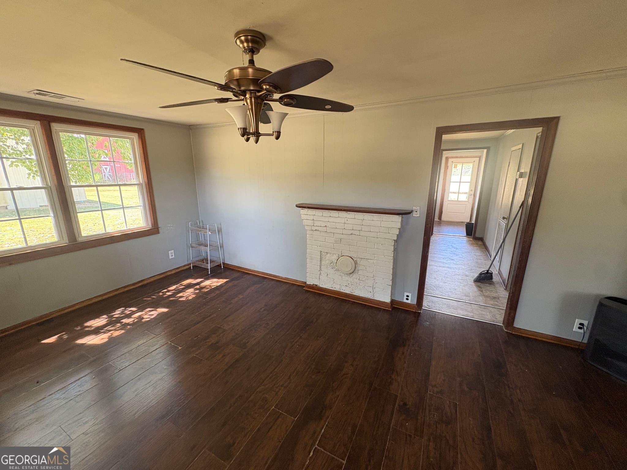 2 bedroom, 1 bathroom, 1,000 sq ft single family residence for rent at 962 Bakers Bridge Road, Royston, GA 30662 for $1,200 a month — photo 6