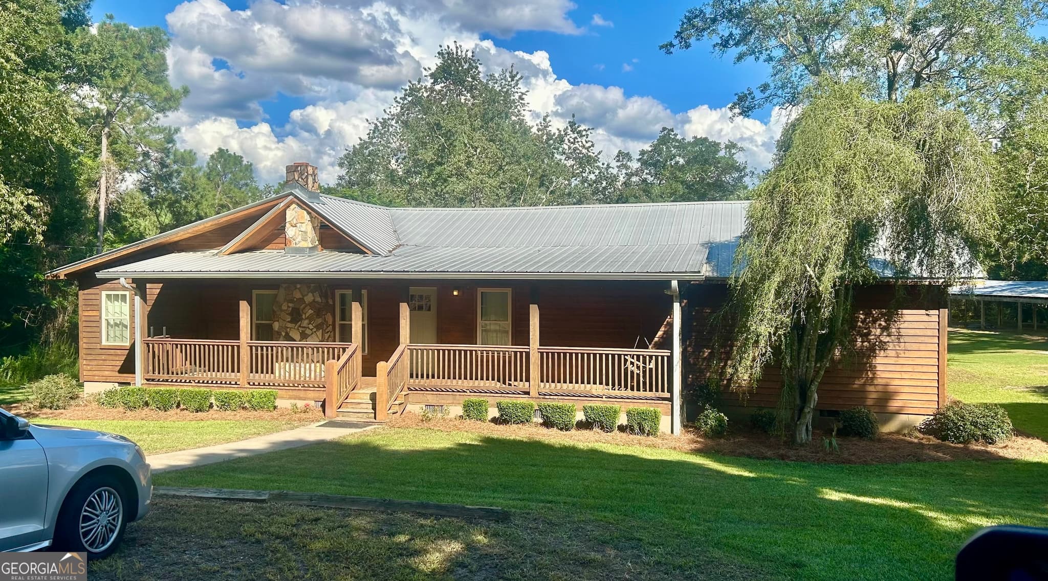 5 bedroom, 2 bathroom, 2,118 sq ft cabin,single family residence sold at 3052 Millen Highway, Sylvania, GA 30467