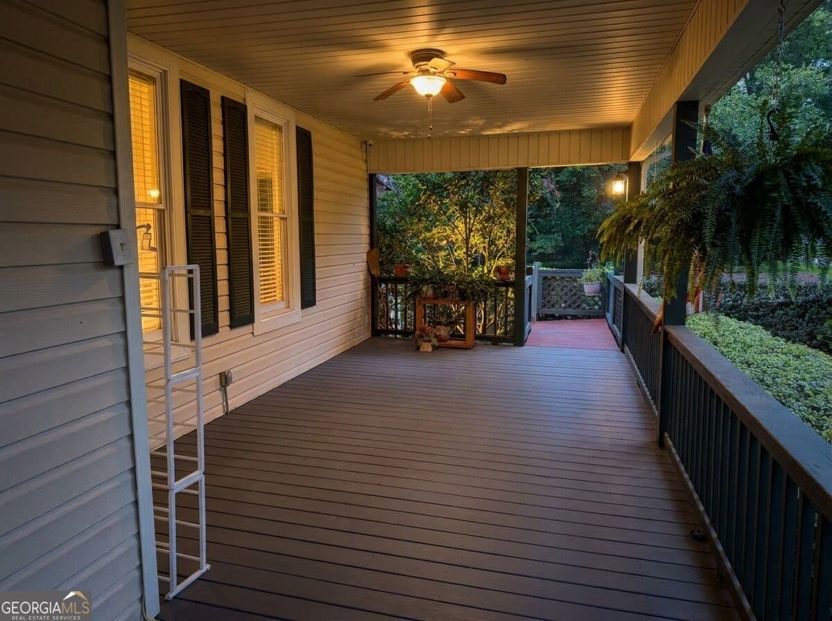 3 bedroom, 2 bathroom, 4,620 sq ft single family residence for sale at 202 S Madison Avenue, Eatonton, GA 31024 — photo 5