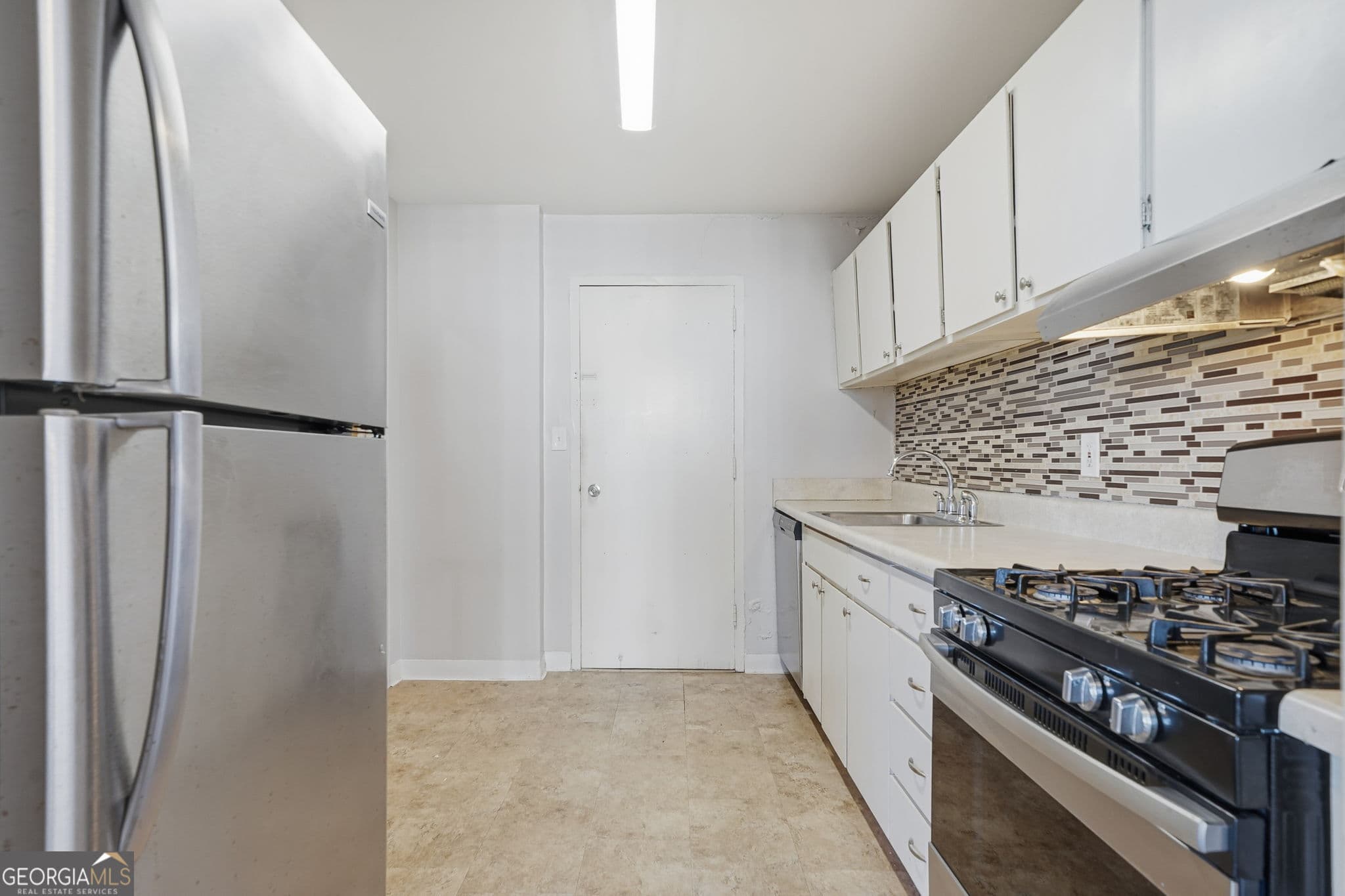 1 bedroom, 1 bathroom, 850 sq ft condominium for sale at 215 Piedmont Avenue APT 2002, Atlanta, GA 30308 — photo 9