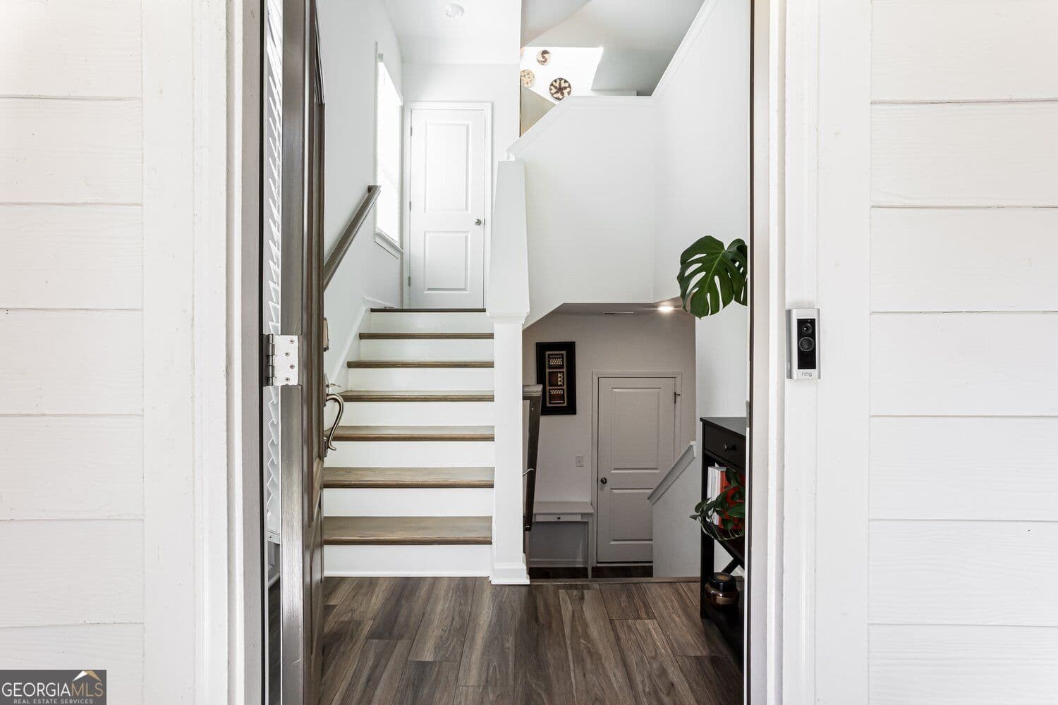4 bedroom, 3.5 bathroom, 2,221 sq ft townhouse for sale at 1577 Chittenden Lane, Tucker, GA 30084 — photo 9