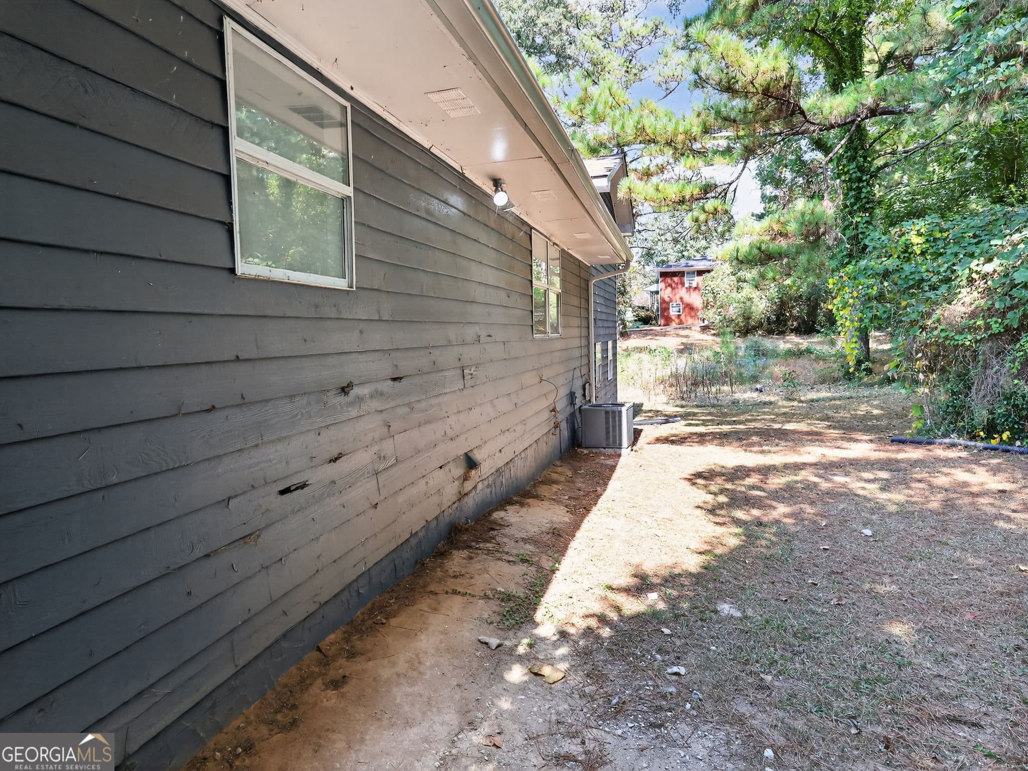4 bedroom, 2 bathroom, 1,447 sq ft single family residence for sale at 4598 Ashmore Drive, Forest Park, GA 30297 — photo 5