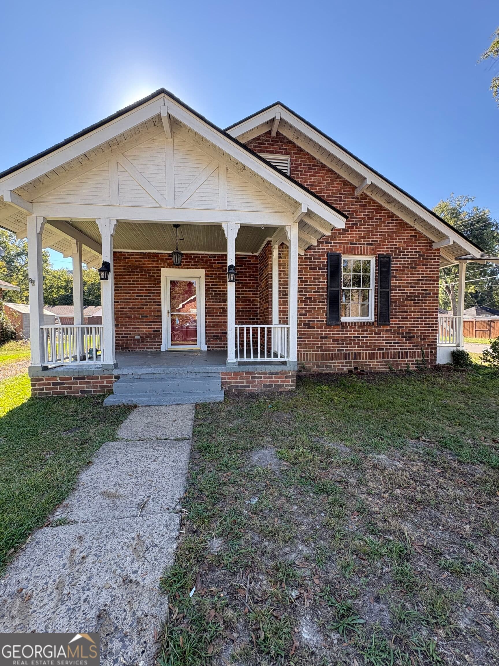 2 bedroom, 1 bathroom, 1,222 sq ft single family residence for rent at 15 Elmwood Street, Rome, GA 30161 for $1,100 a month