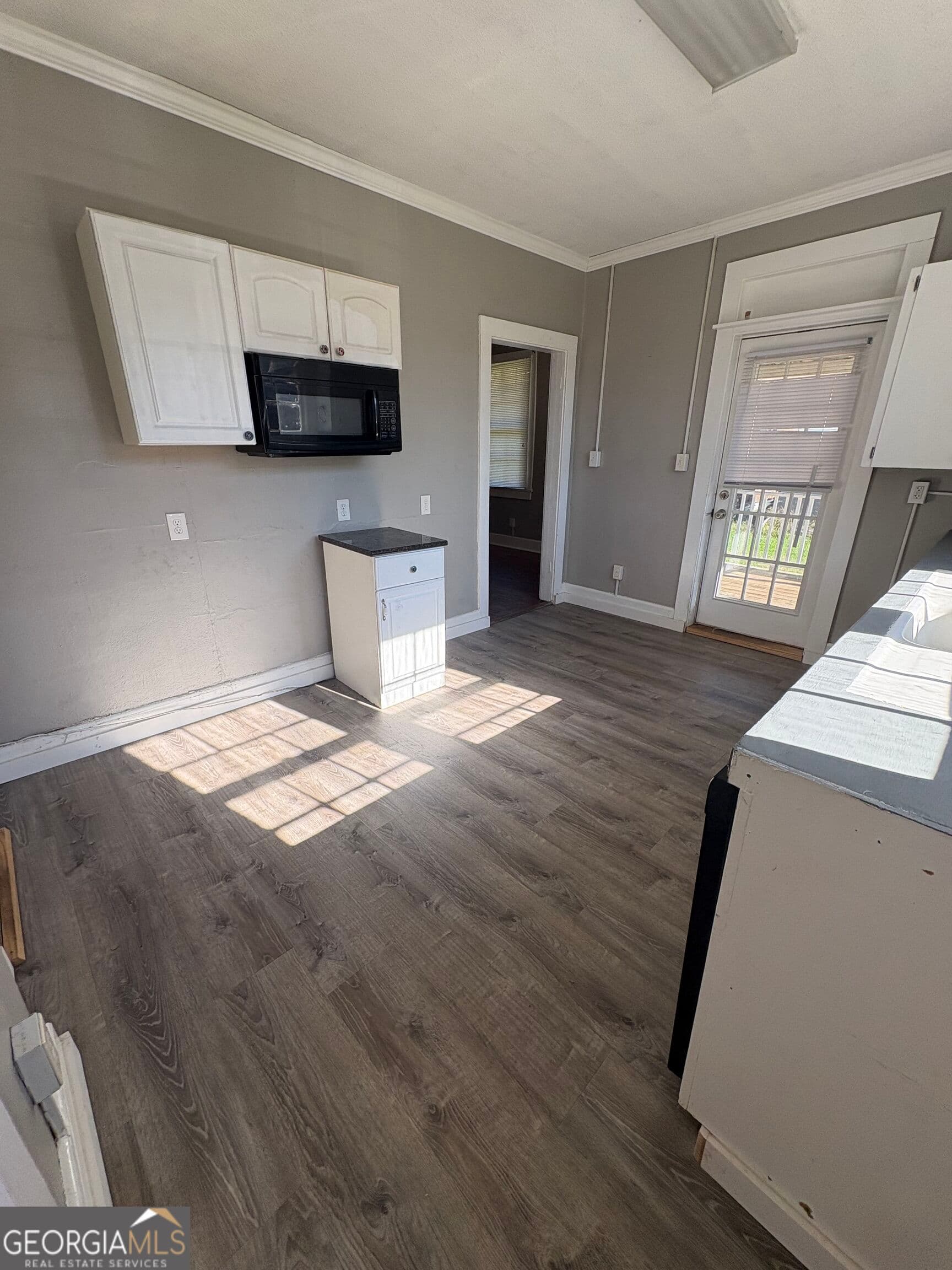 2 bedroom, 1 bathroom, 1,222 sq ft single family residence for rent at 15 Elmwood Street, Rome, GA 30161 for $1,100 a month — photo 9