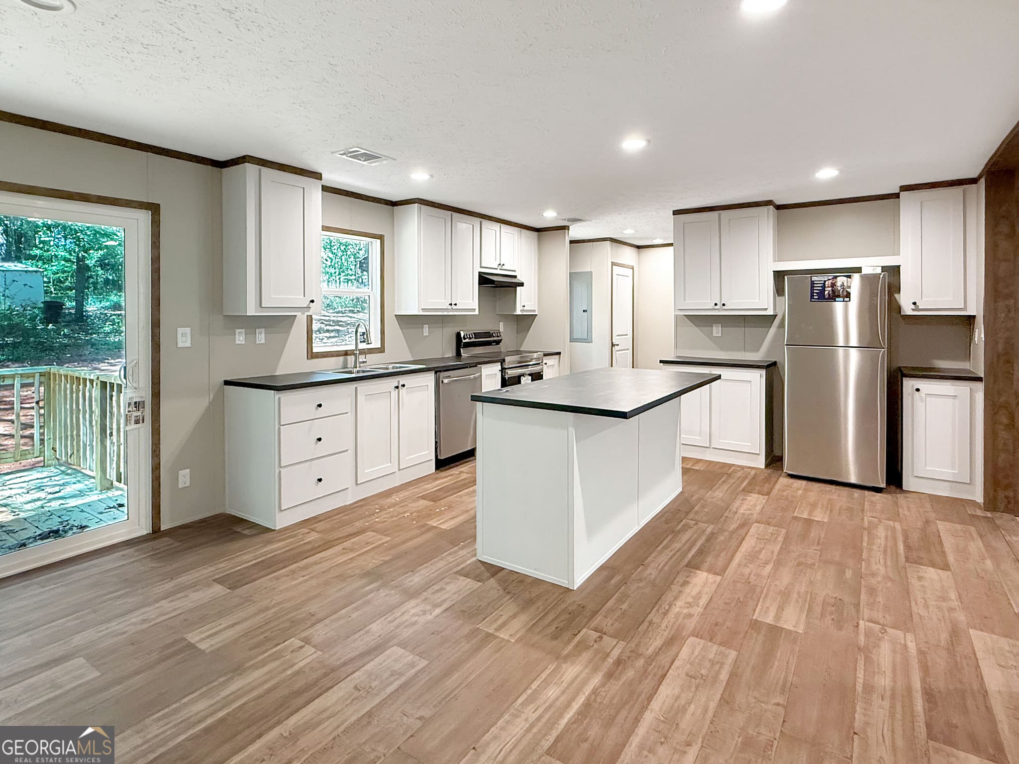 3 bedroom, 2 bathroom, 1,800 sq ft manufactured home,single family residence for sale at 1787 Ramah Church Road, Culloden, GA 31016 — photo 6