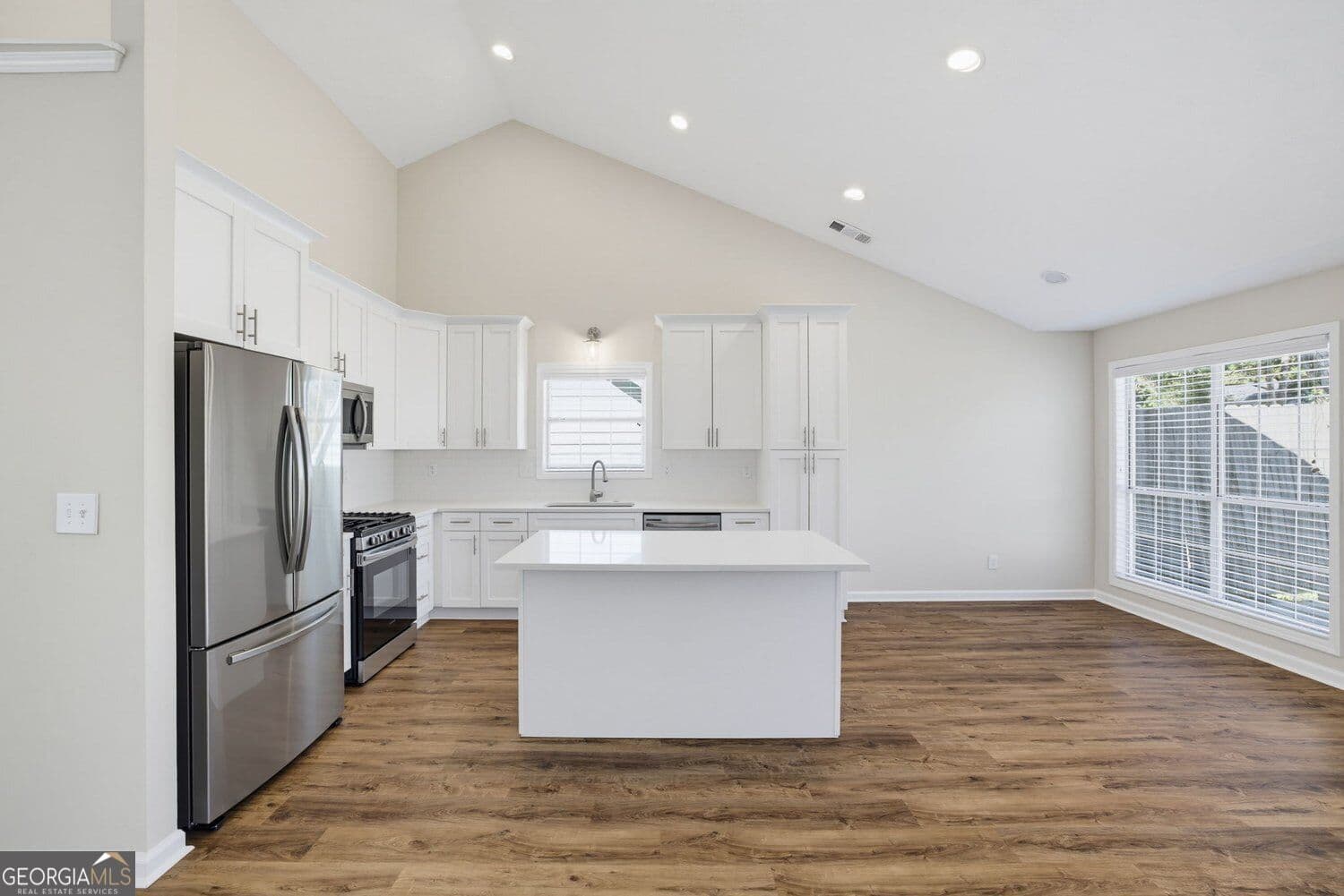4 bedroom, 2 bathroom, 1,974 sq ft single family residence for sale at 1895 Conners Court, Lawrenceville, GA 30044 — photo 6