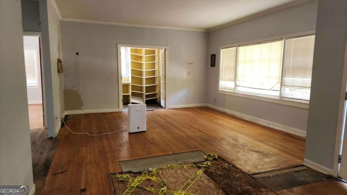 5 bedroom, 3 bathroom, 3,203 sq ft single family residence for sale at 55 Beverly Road, Atlanta, GA 30309 — photo 7