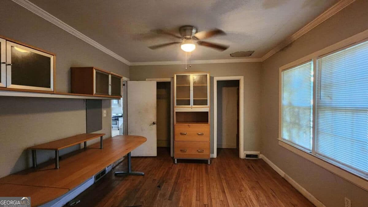 5 bedroom, 3 bathroom, 3,203 sq ft single family residence for sale at 55 Beverly Road, Atlanta, GA 30309 — photo 10