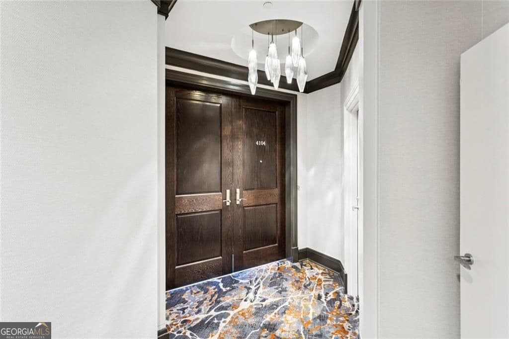 2 bedroom, 2.5 bathroom, 2,983 sq ft condominium for sale at 3344 Peachtree Road 4104, Atlanta, GA 30326 — photo 3