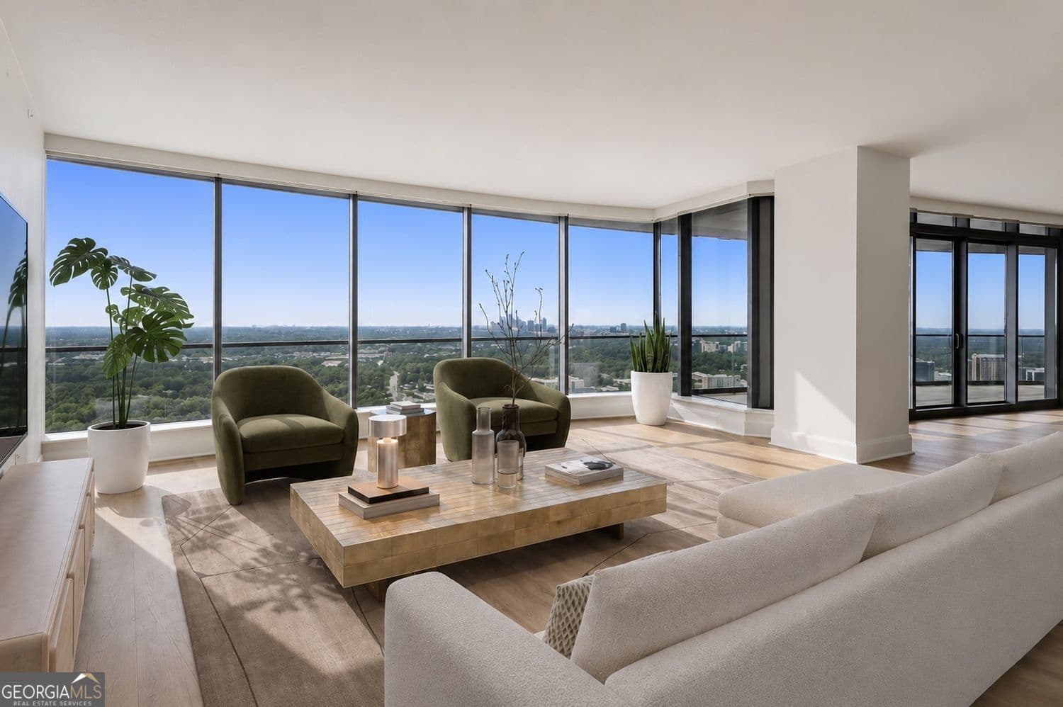 2 bedroom, 2.5 bathroom, 2,983 sq ft condominium for sale at 3344 Peachtree Road 4104, Atlanta, GA 30326 — photo 1 of 30