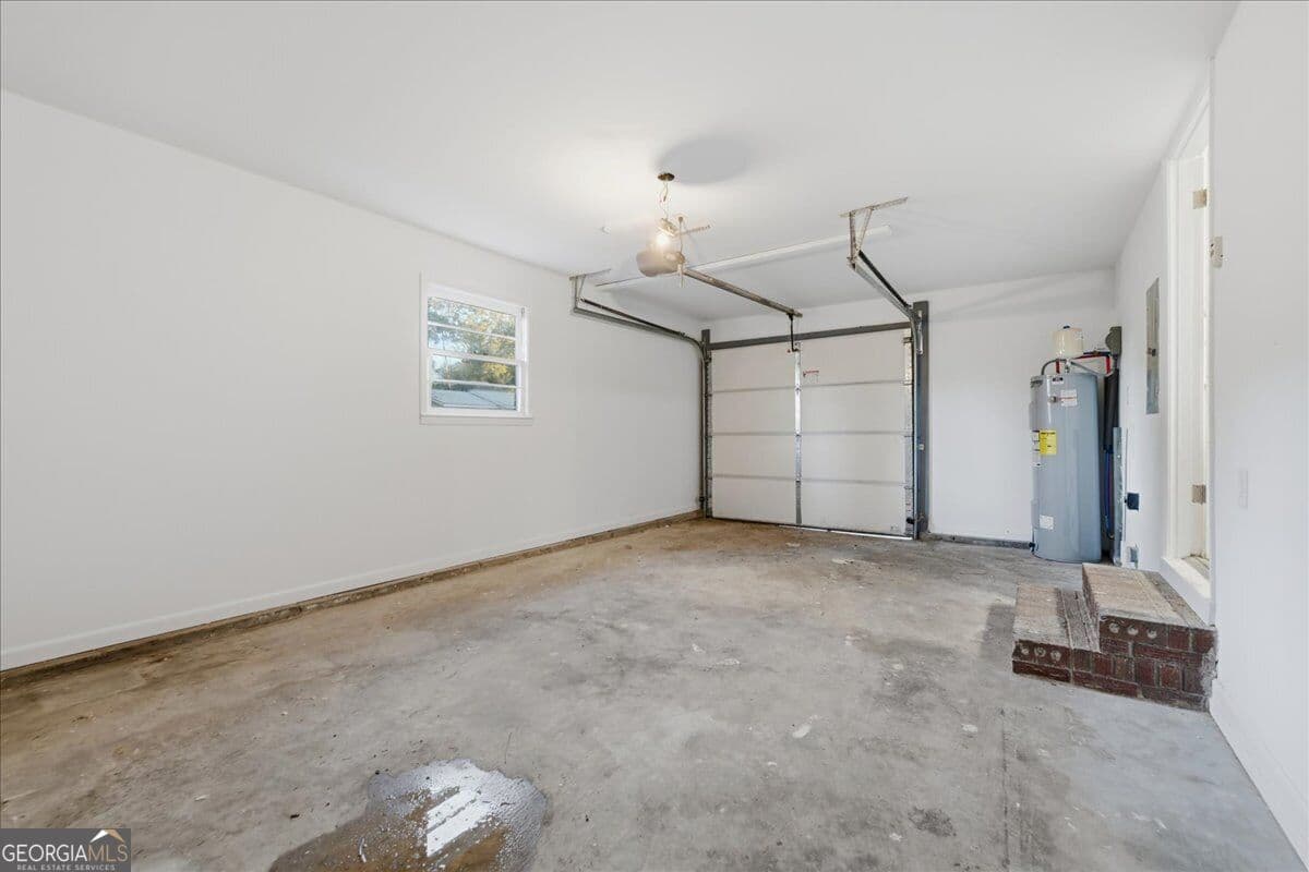 3 bedroom, 2 bathroom, 1,053 sq ft single family residence for sale at 338 Mike Street, Warner Robins, GA 31088 — photo 7